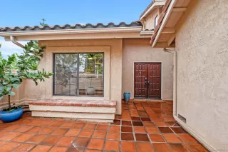 Photo #6: 250021469 Listing