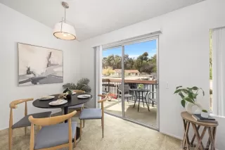 Photo #5: 250021473 Listing