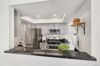 Photo #6: 250021481 Listing