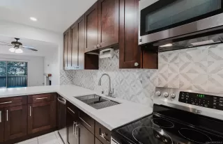 Photo #2: 250021527 Listing