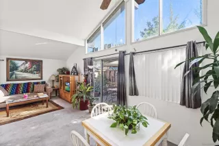 Photo #6: 250021541 Listing