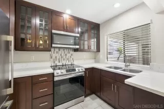 Photo #4: 250021596 Listing