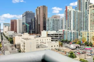 Photo #6: 250021609 Listing