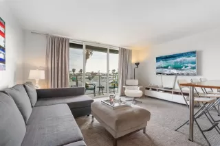 Photo #4: 250021638 Listing