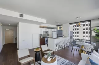 Photo #2: 250021767 Listing