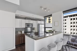 Photo #5: 250021767 Listing