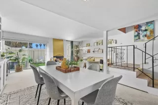 Photo #1: 250021824 Listing