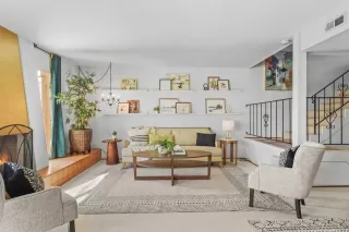 Photo #4: 250021824 Listing