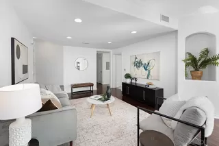 Photo #4: 250021843 Listing