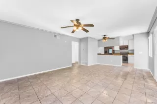 Photo #3: 250021855 Listing