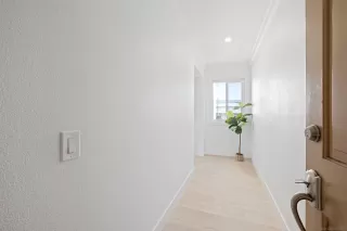 Photo #6: 250021917 Listing