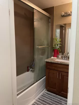 Photo #6: 250021944 Listing