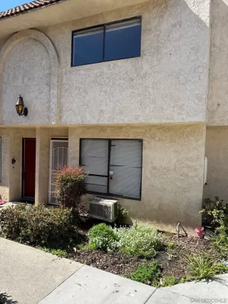 More Details about MLS # 250022001 : 5702 BATES ST UNIT 19