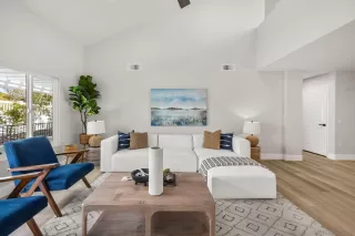 Photo #4: 250022047 Listing