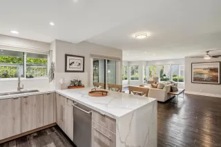 Photo #3: 250022101 Listing