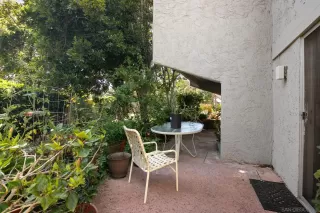 Photo #6: 250022110 Listing