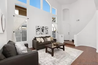 Photo #1: 250022116 Listing