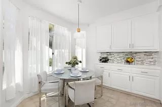 Photo #6: 250022116 Listing