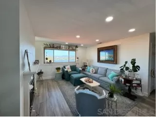 Photo #4: 250022118 Listing 