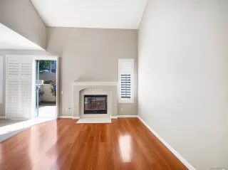 Photo #2: 250022143 Listing