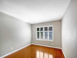 Photo #4: 250022143 Listing