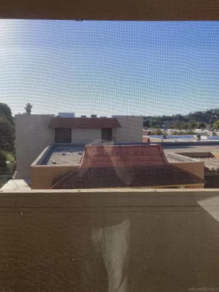 Photo #5: 250022154 Listing