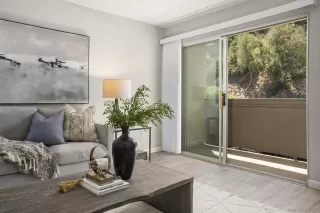 Photo #4: 250022157 Listing