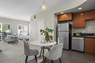 Photo #2: 250022162 Listing 