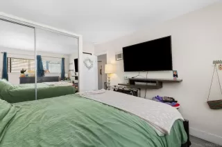 Photo #6: 250022222 Listing