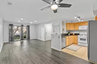 Photo #4: 250022255 Listing