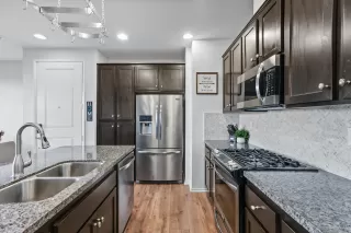 Photo #5: 250022257 Listing