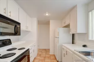 Photo #2: 250022321 Listing