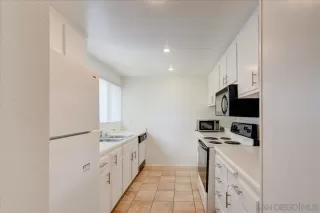 Photo #3: 250022321 Listing