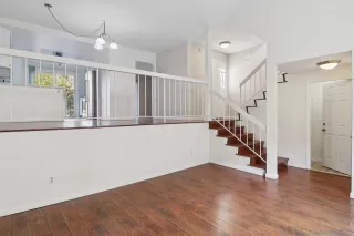 Photo #5: 250022353 Listing