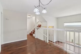 Photo #6: 250022353 Listing