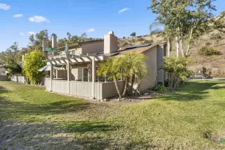 Photo #1: 250022370 Listing 