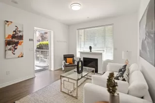 Photo #1: 250022421 Listing 