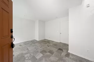 Photo #3: 250022458 Listing 