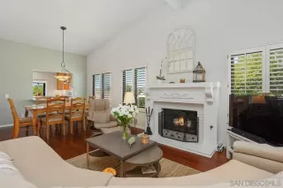 Photo #3: 250022500 Listing