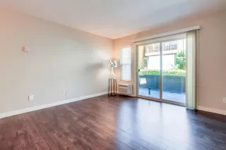 Photo #2: 250022502 Listing