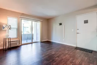 Photo #3: 250022502 Listing