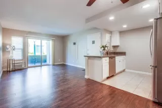 Photo #6: 250022502 Listing