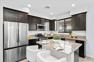 Photo #5: 250022509 Listing