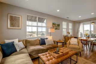 Photo #1: 250022573 Listing