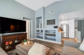 Photo #4: 250022621 Listing