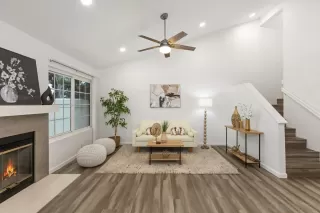 Photo #3: 250022646 Listing