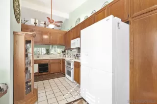 Photo #6: 250022673 Listing