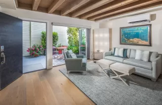 Photo #3: 250022752 Listing