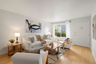 Photo #3: 250022776 Listing