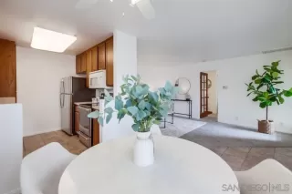 Photo #6: 250022777 Listing 